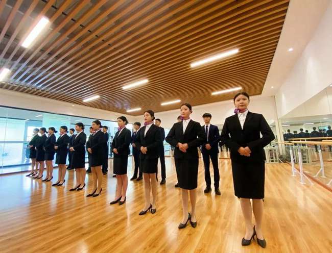 四川五月花数字艺术学院2025年计算机平面广告设计制作招生简章|报名指南
